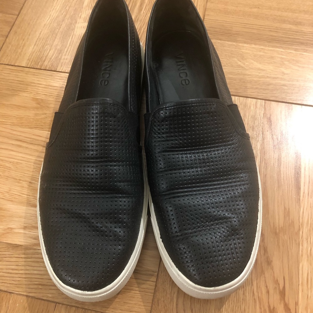 Vince Blair Slide Black with white sole size 9
